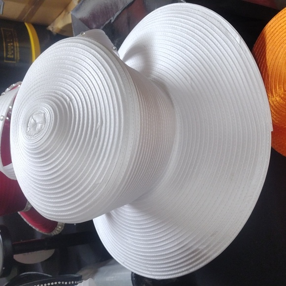 Hat - Picture 2 of 2